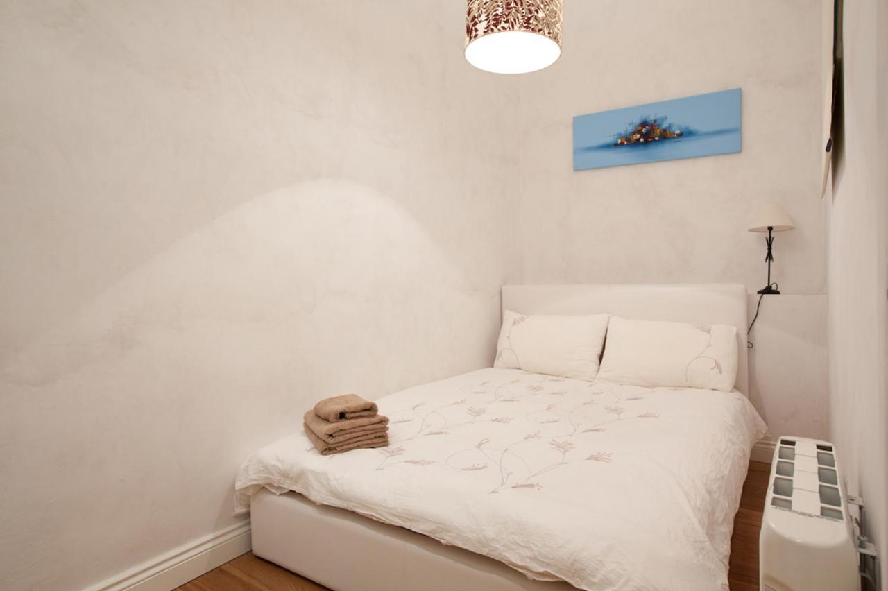 Luxury Barcelona Central City Cosy 3 Bedroom Apartment With Private Terrace Buitenkant foto